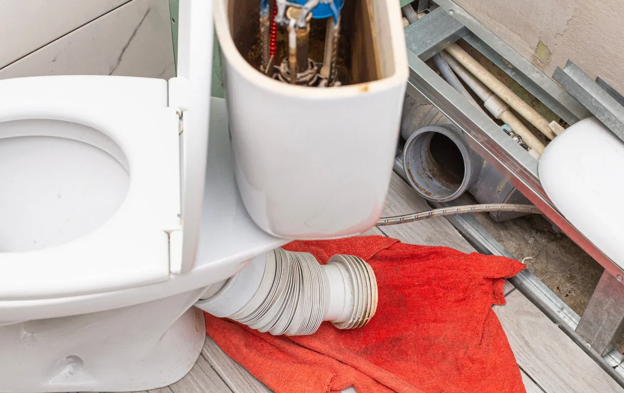 Toilet repair service in Essex Ontario